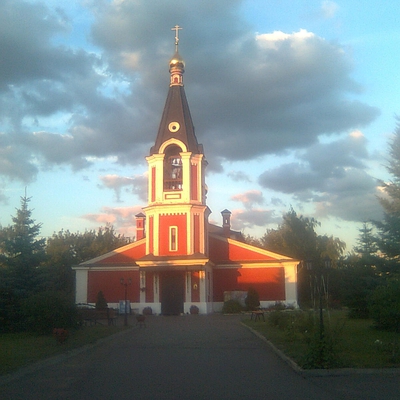 Храм свт. Николая Мирликийского в Сабурово