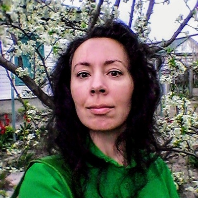 Елена Попова